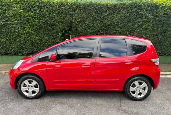 HONDA FIT 1.4 LXL 16V FLEX 4P AUTOMÁTICO HONDA FIT 1.4 LXL 16V FLEX 4P AUTOMÁTICO